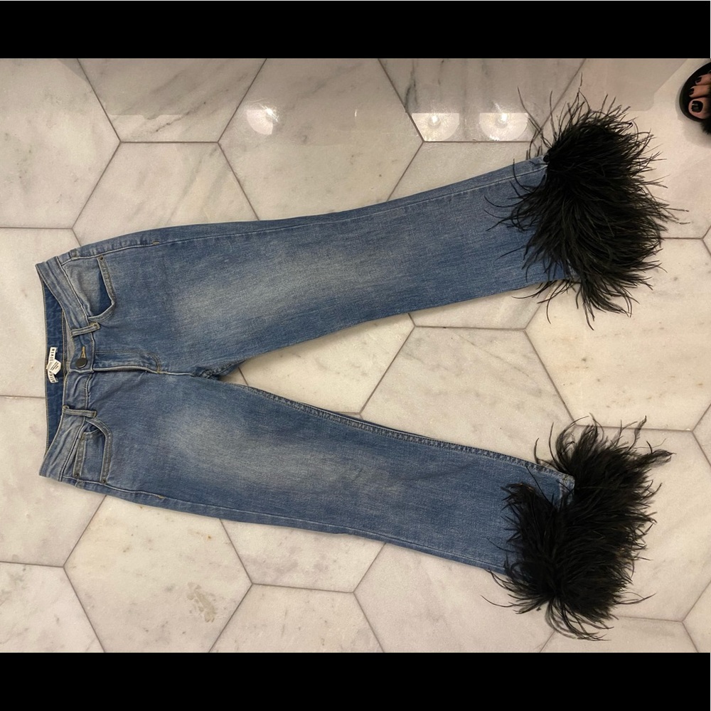 Alice and Olivia jeans